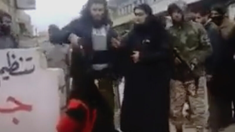 Afghanistan, Taliban’s Repression. Chilling Video: Woman Killed with Shot at Head in the Street