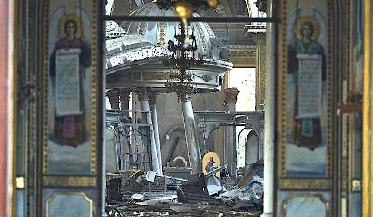 “Odessa Cathedral hit by Ukraine Missile Defense”. Kremlin denied Strikes on Civilian Targets – UPDATE