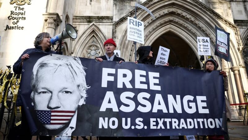 Russia slams British Verdict on Assange Extradition as ‘Shameful’