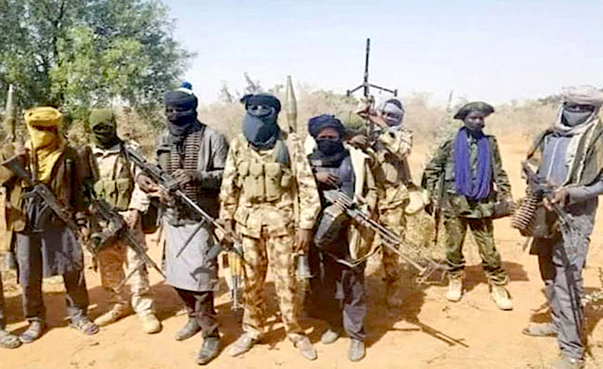 Alleged Fulani Islamist Terrorists set Fire to a Bus with 42 Passengers in Nigeria. At least 23 Died Burned Alive