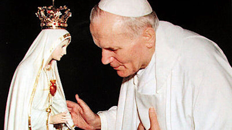 From Fatima to Ukraine. The Useless Lesson of Peace by Pope Wojtyla to Christians that want Weapons and War