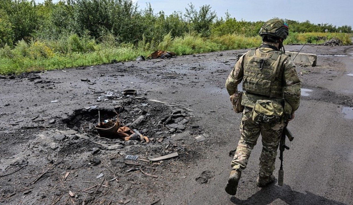 Escape after Failed Counteroffensive: Ukraine orders Evacuation of Key City near Kharkov