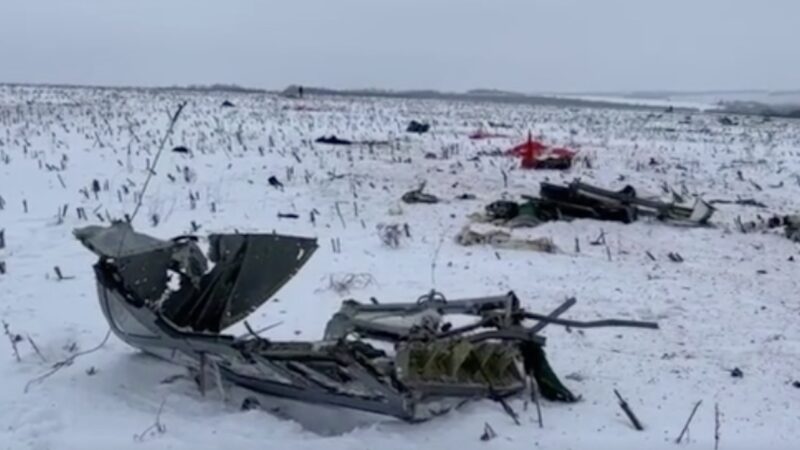 Moscow: “Kiev deliberately Shot Down Plane carrying its 65 POWs with Two Missiles” (disturbing Video)