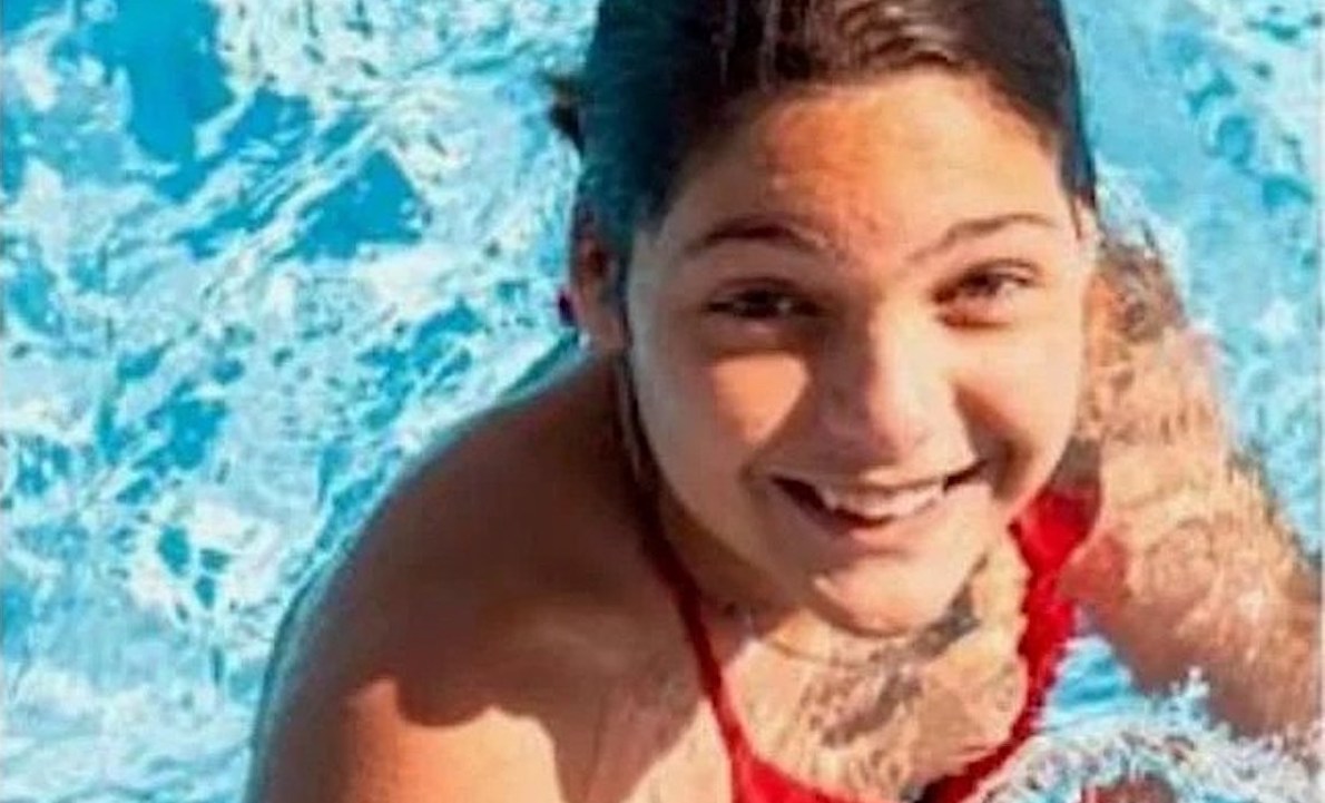 MARTINA: MALORE LETALE A 13 ANNI. Follia Media Mainstream: Occultano Ipotesi Vaccino e Incolpano un Panino!!!