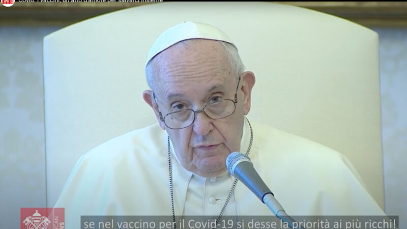 NUOVO VIDEO PRO-VAX DEL VATICANO. Papa Francesco “Usato” come Promotore Farmaceutico: Censura su Milioni di Reazioni Avverse