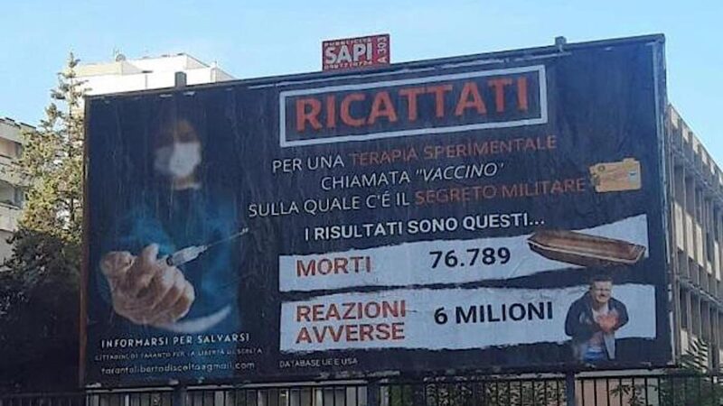 SEGNALARE I VACCINATI MORTI PUO’ ESSERE REATO. Digos e Carabinieri, contro la Libertà di Espressione, Indagano sul MaxiManifesto che cita Dati EudraVigilance