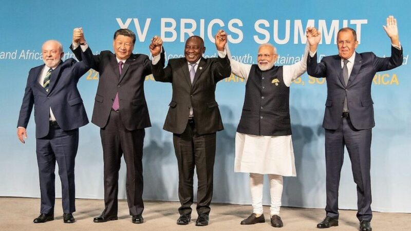 BRICS SI ALLARGA ACCOGLIENDO AFRICANI E ARABI. La Russia di Putin si Rafforza sul Piano Mondiale