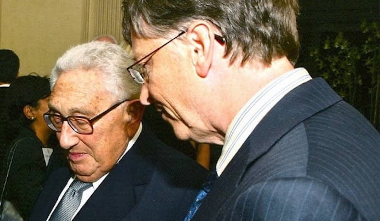 KISSINGER. UNO DEI PIU’ GRANDI CRIMINALI DELL’ULTIMO SECOLO. Leader del Nuovo Ordine Mondiale, Terrorista Atomico e Adoratore del Congresso di Vienna