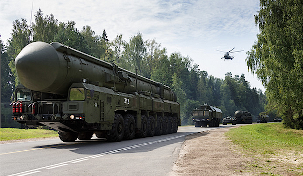 SFIDA ATOMICA DELLA POLONIA ALLA RUSSIA. Mosca testa Missile Nucleare Mobile TOP-SECRET. Ungheria: “NATO prepara III Guerra Mondiale”